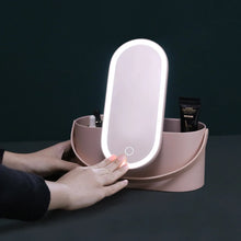 Carregar imagem no visualizador da galeria, Magic Led Pinks to You- Organizador de Maquiagem com Espelho LED
